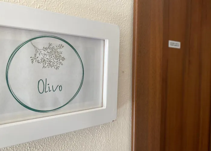 Residenza Cipressi E Olivi - Veronainflat شقة *