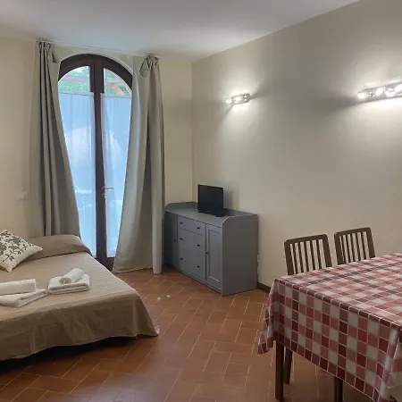 公寓 Residenza Cipressi E Olivi *