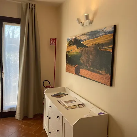 公寓 Residenza Cipressi E Olivi