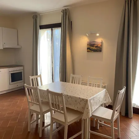 Residenza Cipressi E Olivi 公寓 *