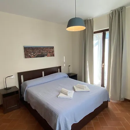 公寓 Residenza Cipressi E Olivi 维罗纳